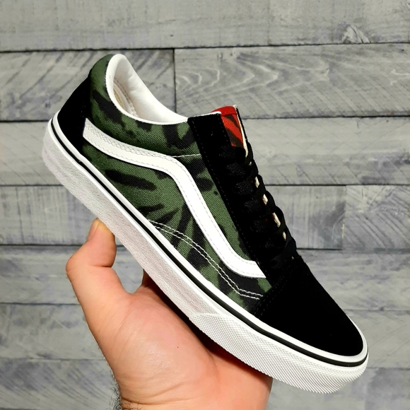 8.5 men's shoes to women's